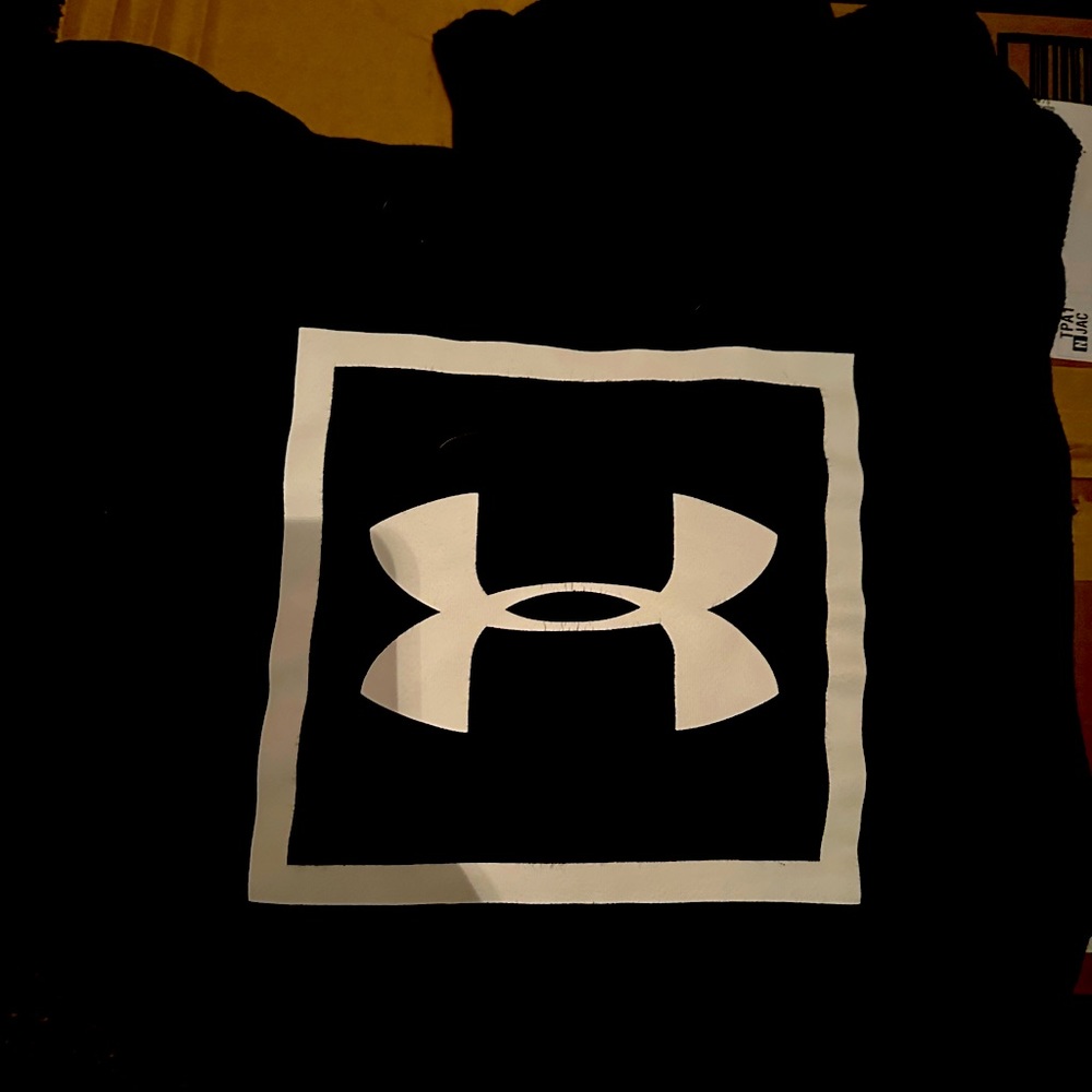 Men’s Under Armour Hooded Sweatshirt